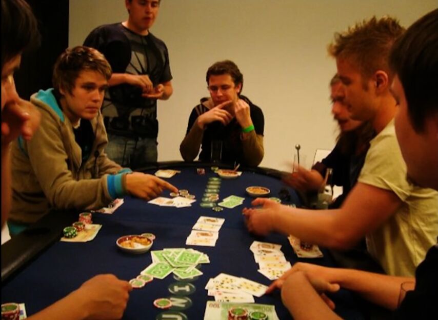 EEE27: Joguei cerca de 20 milhões de mãos, isso deixou o poker intuitivo  para mim