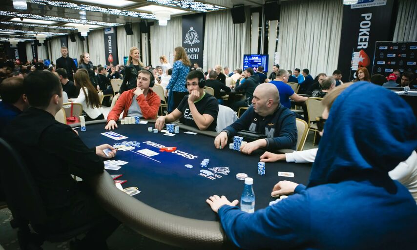 Казино покер старс играть казино криптовалюта