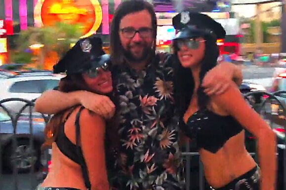 WSOP тузам не верит: вступление