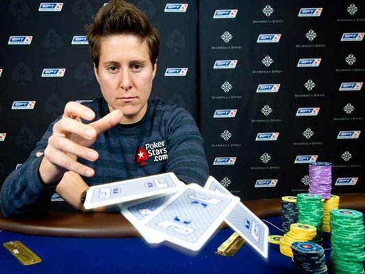 Джейсон и Ванесса прощаются с PokerStars: обзор соцсетей