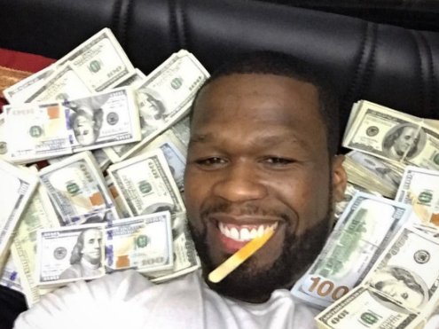 50 Cent провел мастер-класс по выбиванию покерных долгов