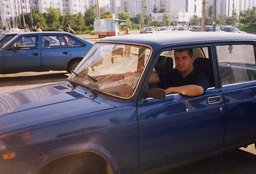 14 автомобилей игроков в покер