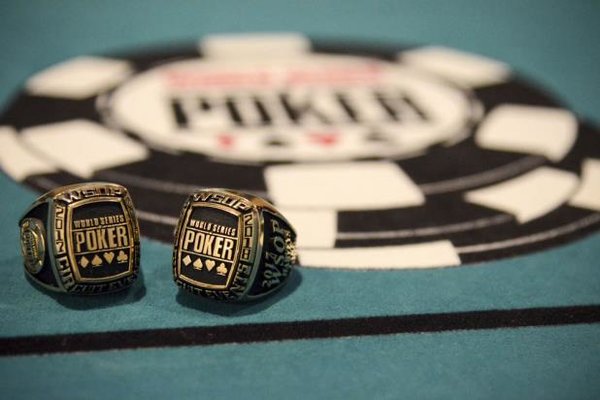 Перстни WSOP-C впервые смогут получить игроки в кэш: новости покер-румов