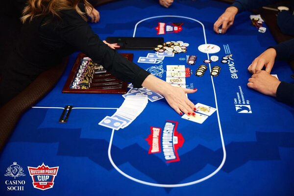 Где играть в покер вживую: обзор ближайших турнирных серий