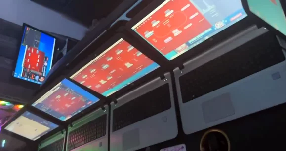 Огромная ботоферма на Ignition: обзор соцсетей