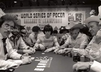 Какой была Мировая серия 45 лет назад: чисто семейный бизнес, золотые часы и каллиграфия