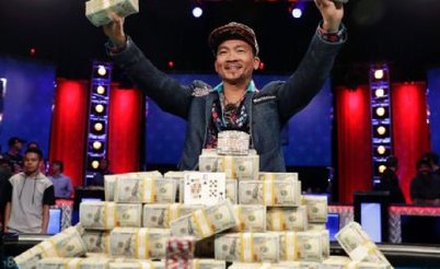 Как босс: финал главного турнира WSOP в твиттерах