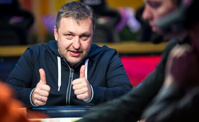 "Готов отправить за тобой личный самолет". Большая игра на CoinPoker