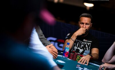 Негреану преследуют маньяки, но он не сдаётся: обзор фэнтези WSOP