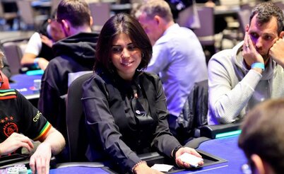 "Чтобы раздавать на WSOP, достаточно иметь пульс". Пользователи реддита устроили допрос дилеру