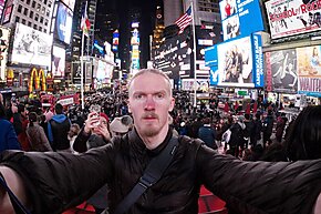 15 покерных путешественников