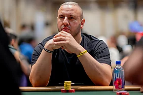 WSOP Main Event, день 4: Арсений Кармацкий в группе лидеров, возрождение Мизрахи
